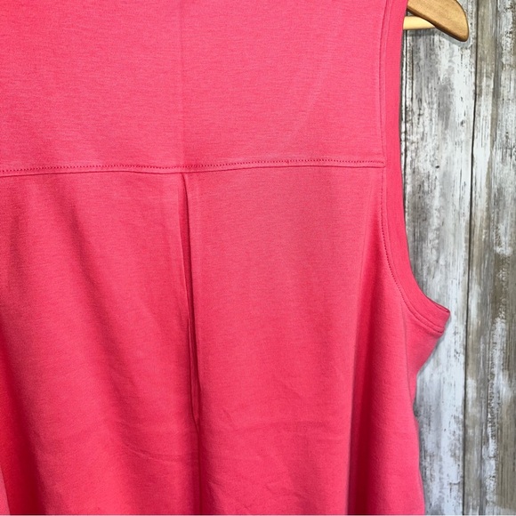 NWT J. Jill Pima Back Pleat Tank - Picture 3 of 5